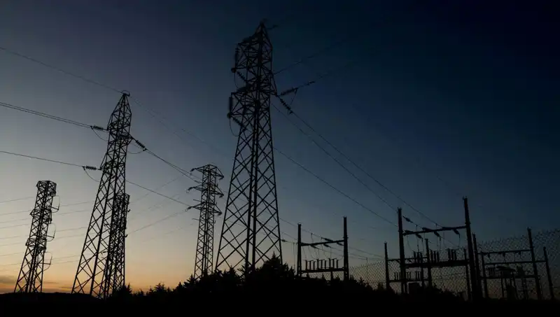 İzmir'de Elektrik Kesintisi Yaşanacak! Hangi İlçeler Etkilenecek?