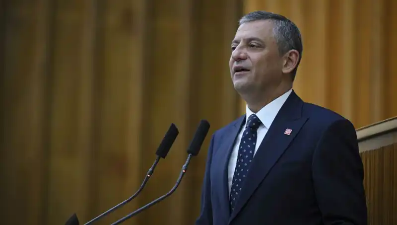 Özel'den CHP Kurultay Davasına Sert Tepki: Siyasi Çekişmeler Büyüyor!