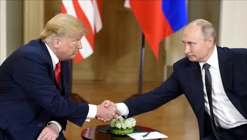 Putin, Trump İle Görüşmelere Kapı Araladı: Kremlin Açıklama Yaptı