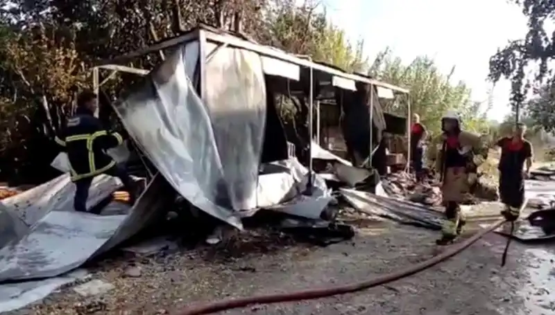 Hatay'daki Konteyner Yangını: Yangın Sonrası Kullanılamaz Hale Gelen Malzemeler