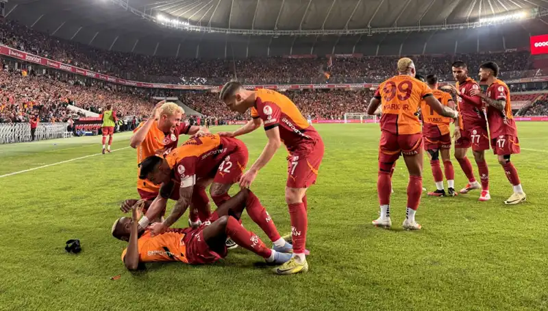 Galatasaray, Şampiyonluk İçin İhtiyacı Olan 1 Puan İçin Sahada