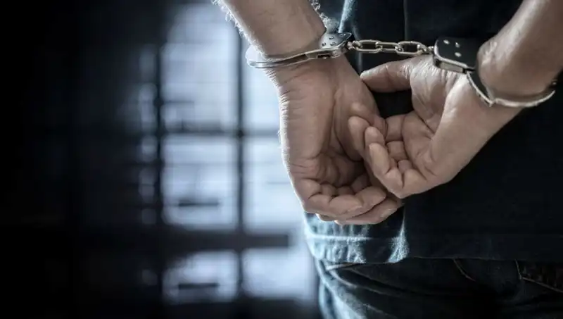 Bıçakla Öldürme Suçuna Müebbet Hapis Cezası: Yargı Süreci ve Cezanın Önemi