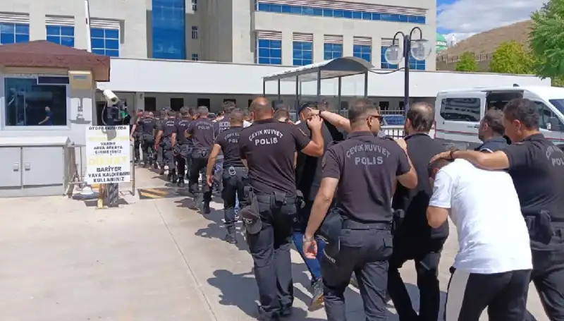Ankara'da Tehditler Eşliğinde Haraç Kesmeye Çalışan Çeteye Büyük Operasyon