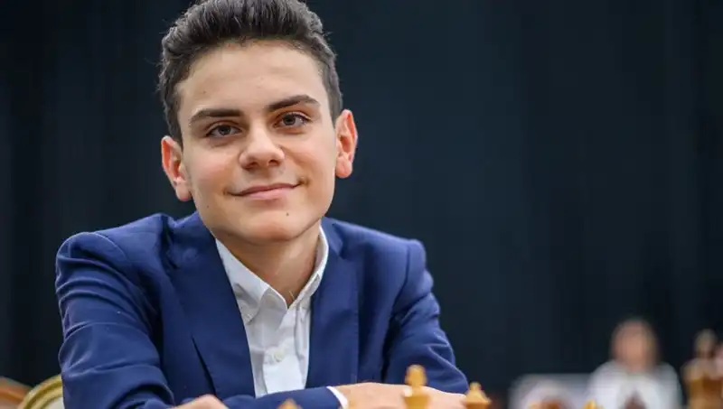 17 Yaşında Tarih Yazdı: Dünya Şampiyonu Yenerek Tarihe Geçen Türk Sporcu