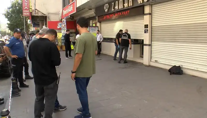 Güpegündüz Cadde Ortasında Kuyumcu Soyma Girişimi: Olayın Perde Arkası Ortaya Çıktı