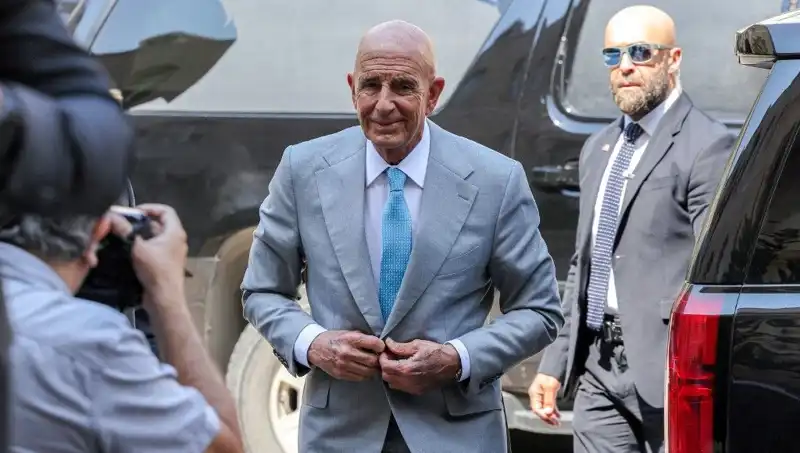 ABD Elçisi Barrack'tan Suriye İçin Sükunet Çağrısı: Barışın Önemi Vurgulandı
