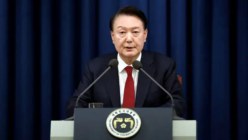 Güney Kore’nin Siyasi Arenasında Şok Gelişme: Yoon Suk Yeol Görevden Alındı