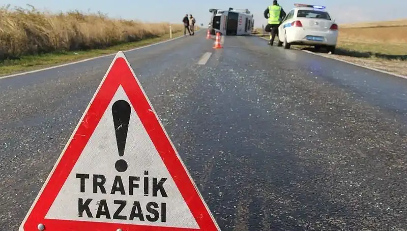 Niğde'de Zincirleme Kaza: 16 Yaralı, Faciaya Ramak Kaldı