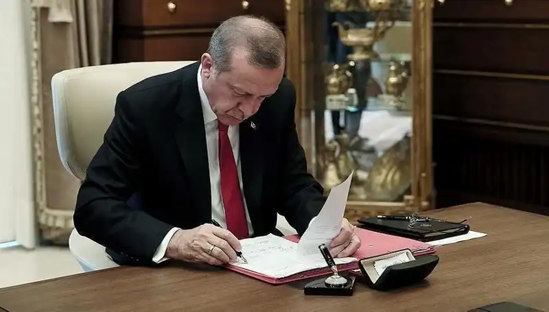 Cumhurbaşkanı, 9 Hükümlüyü Affetti: Yeni Dönem Başlangıcı mı?