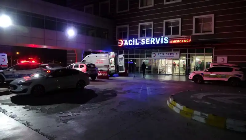 Üniversite Öğrencisi Motosikletli Polisin Çarpması Sonucu Ağır Yaralandı