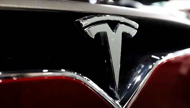 Tesla’da Ucuz Model Tartışmaları Sürüyor: HW3 Sahipleri FSD’yi Bekliyor