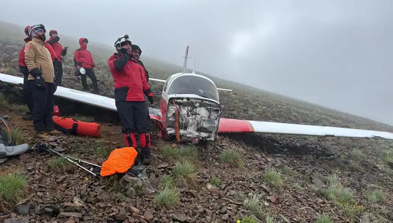 Türk Pilotun Kullandığı Uçak Düştü: Felaketin Ardındaki Gerçekler
