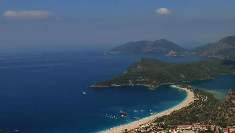 Atina'da Deniz Planlama Krizi: Tepkiler ve Açıklamalar