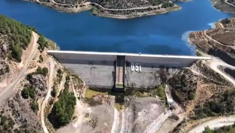 Çeşme’de Su Krizi Sonunda Çözülüyor: Yeni Projeler İle Beklentiler Yükseliyor