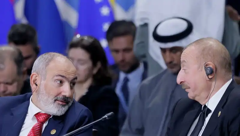 Aliyev ve Paşinyan: Barış Süreci İçin Tarihi Buluşma