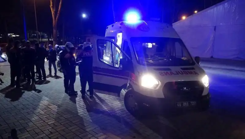 Parkta Silahlı Kavga: İki Grup Arasında Korkunç Anlar Yaşandı