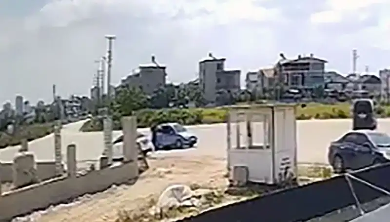 Park Halindeki Otomobillerden 450 Bin Lira Çalan Hırsızlık Çetesi Yakalandı!