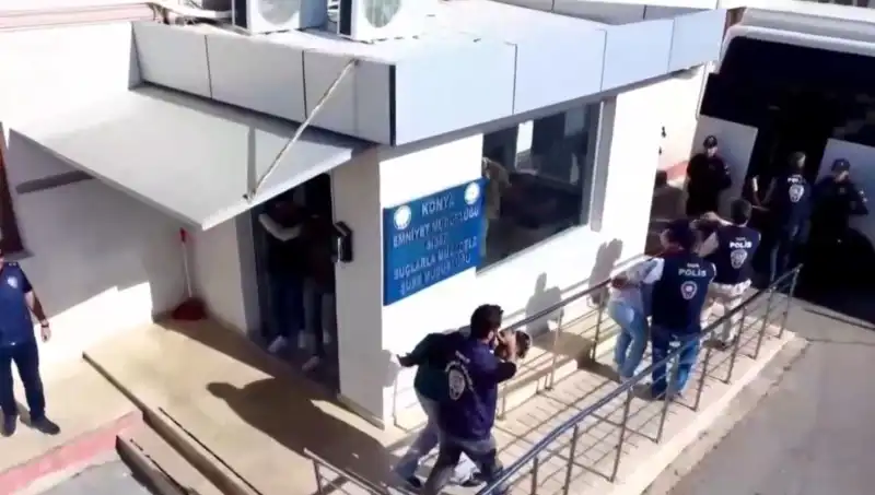 10 İlde Gerçekleşen Dolandırıcılık Operasyonu: 13 Kişi Tutuklandı