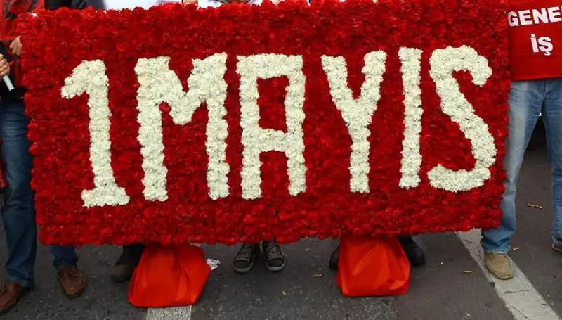 1 Mayıs Emek ve Dayanışma Günü Resmi Tatil Mi? Okullar Tatil Olacak Mı?