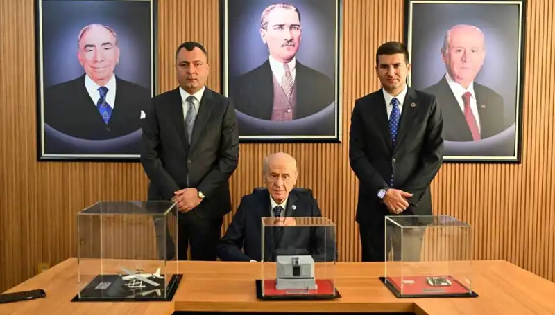 MHP Lideri Bahçeli, Ülkü Ocakları'nda Yeni Stratejileri Paylaştı