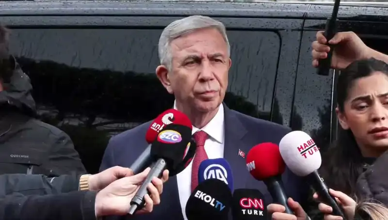 Mansur Yavaş, Dilek İmamoğlu’nu Ziyaret Etti: Hukuk Vurgusu Öne Çıktı