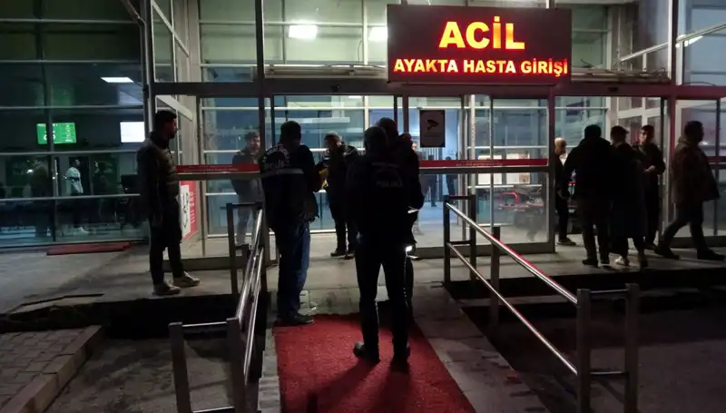 Hastane Acil Servisinde Silahlı Kavga: Tüyler Ürperten Olay