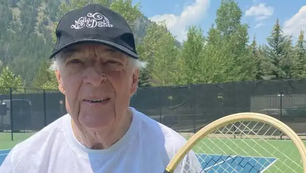 Avustralyalı Tenis Efsanesi Fred Stolle, 86 Yaşında Hayata Veda Etti