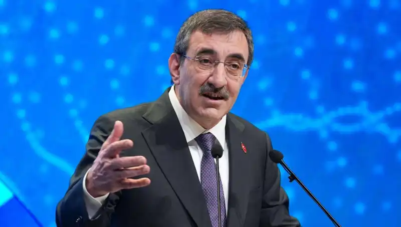 Cevdet Yılmaz'dan Çarpıcı Boykot Açıklaması: Sorumlu Siyaset Anlayışı Nasıl Olmalı?