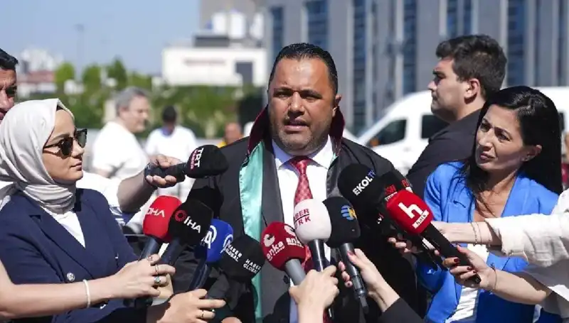 Avukat Rezan Epözdemir'in Adliyeye Sevk Edilmesi, Gözler Mahkemeye Çevrildi