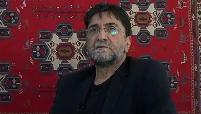 Nihat Genç Hayatını Kaybetti: Türk Medyasının Yıldızı Aramızdan Ayrıldı