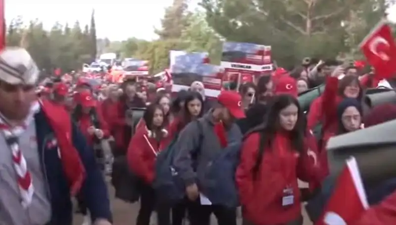 Çanakkale Zaferi'nin 110. Yılında Anlamlı Bir Vefa Yürüyüşü!