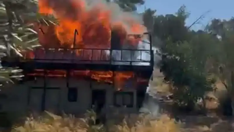 Bodrum'da Yangın Alarma Geçirdi: Ekipler Zamanla Yarıştı