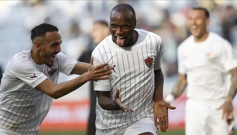 Süper Lig'de 36. Hafta Heyecanı: Şampiyonluk ve Düşme Mücadeleleri Zirveye Çıkıyor