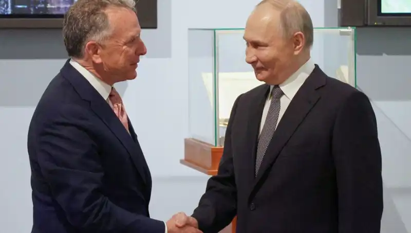 Putin ve ABD: Moskova'daki Kritik Görüşmelerin Ardındaki Dostluk Mesajları