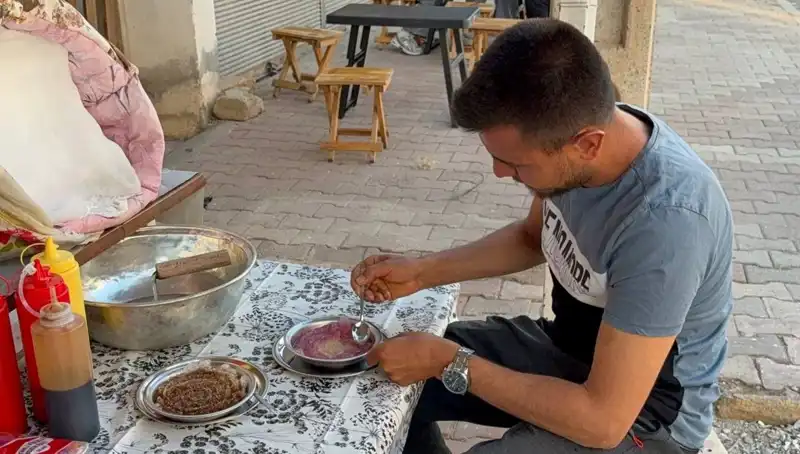 Toros Dağları'ndan Gelen Lezzet: Tabağını 50 TL'ye Satıyor!