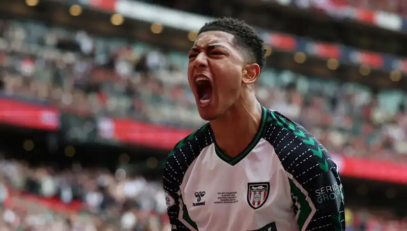 Jobe Bellingham'dan Dortmund'a Transfer: Genç Yıldızın Yeni Macerası