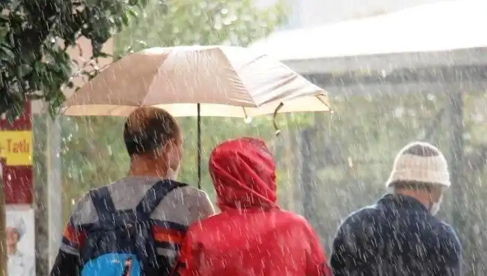 Aydın'da Sağanak Yağış Uyarısı: Meteoroloji Hava Durumunu Güncelledi