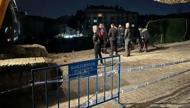 İstanbul'da İnşaat Alanında Şok Edici Yol Çökmesi: Olayın Ayrıntıları