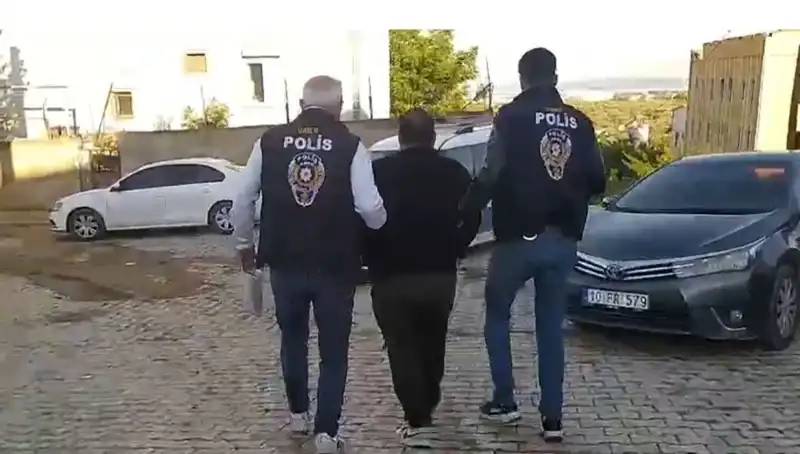 Balıkesir'de Dolandırıcılık Operasyonu: 4 Şahıs Tutuklandı!