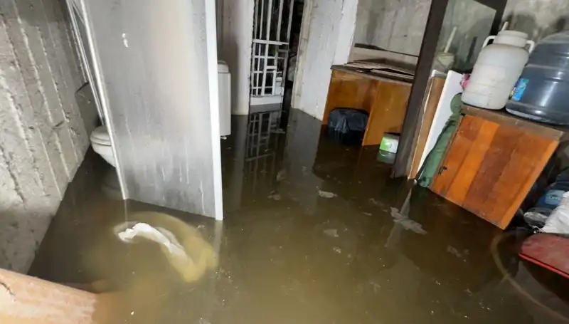 Avcılar'da Su Baskını! Mahalleler Sular Altında Kaldı