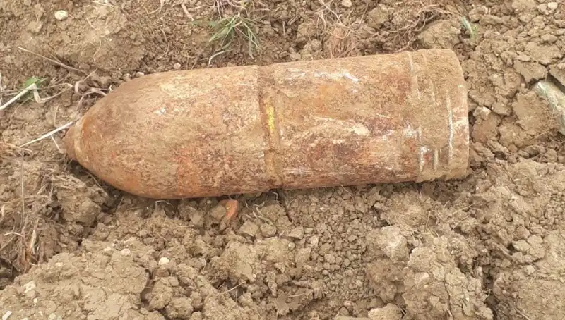 Çanakkale'de Bulunan Patlamamış Top Mermisi, Tarihi Bir Keşif Mi?