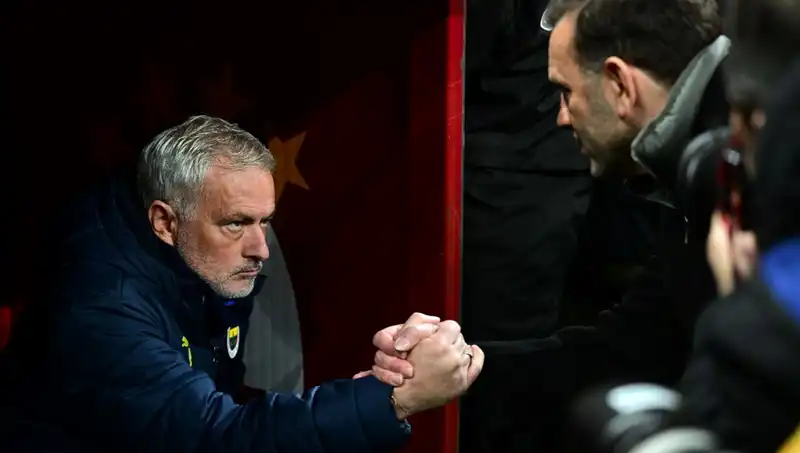 Derbiye Geri Sayım: Mourinho ve Buruk’un Rekabeti 3. Kez Başlıyor!
