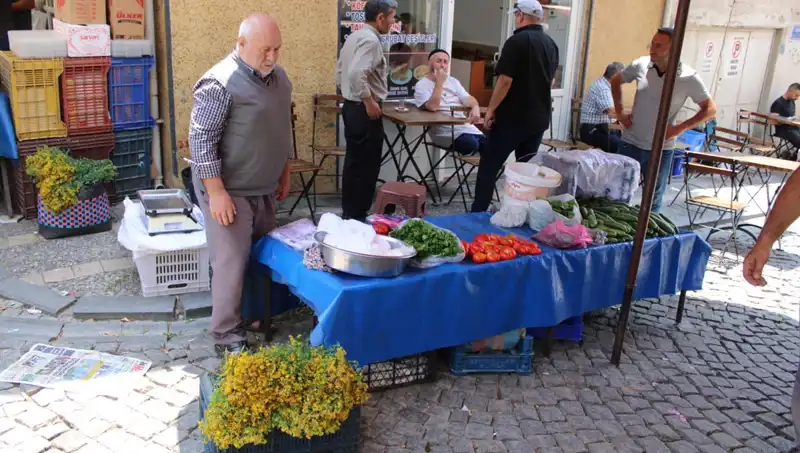 Dağların Şifalı Bitkisi: Doğadan Gelen Mucize Pazarlarda 30 TL’ye Satışta