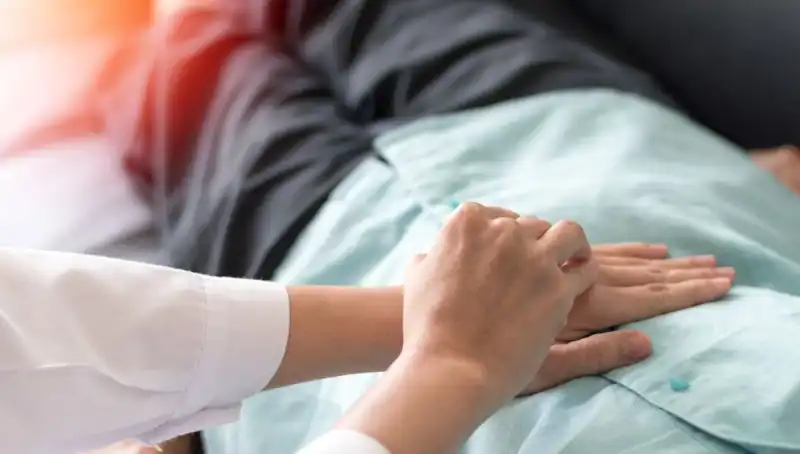 Doktora Giden Adamın Hayatı Değişti: Sonunda Gerçekleşen Şok Tanı