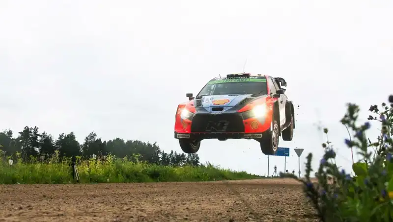 Otomobil Rallisinde Şok Facia: İki Seyirci Hayatını Kaybetti