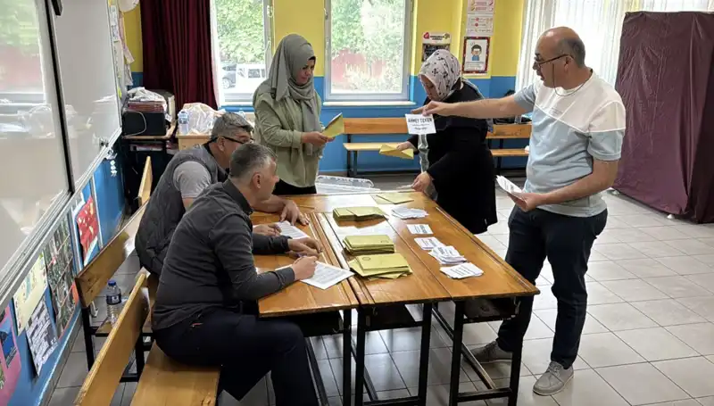 405 Mahalle ve Köyde Yeni Muhtar Seçimleri Yapıldı