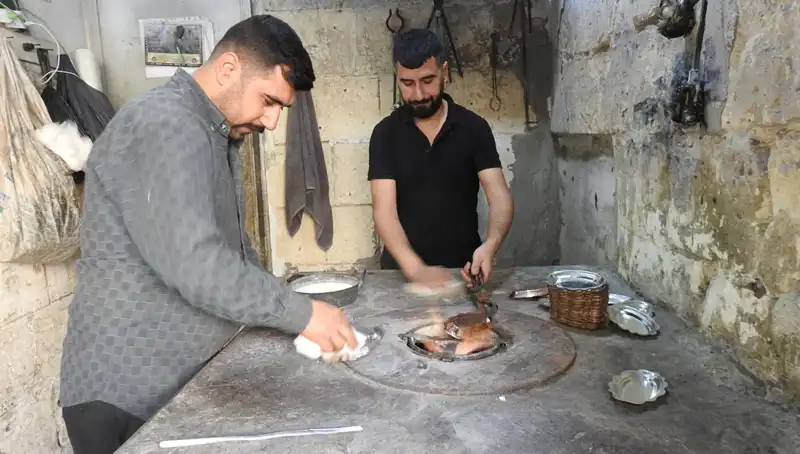 Geleneksel Meslekler Tehlikede: İşi Öğretecek Çırak Bulamayan Usta