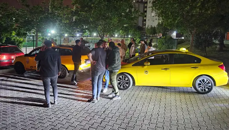 Adana'da Korsan Taksi Krizi: Taksiciye Şiddetli Dayak Olayı!