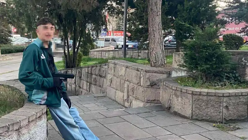 Yol Verme Kavgası: Üç Kardeş ve Babaları Tutuklandı, Hayat Kaybı ile Sonuçlandı