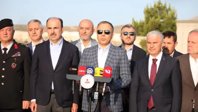 Bayram Sabahı Trafiği İçin Bakan Yerlikaya'dan Önemli Uyarı Geldi
